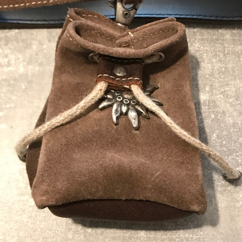 Trachtengürtel mit kleiner Ledertasche