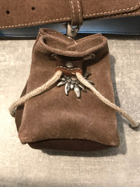 Trachtengürtel mit kleiner Ledertasche