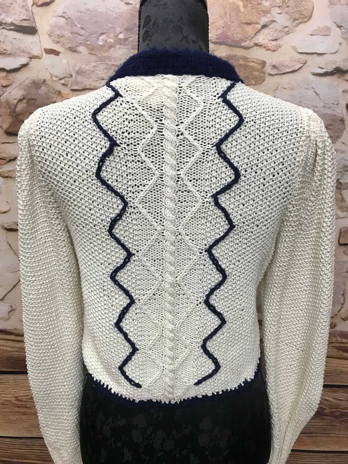 Strickjacke, Trachtenjacke Gr.38