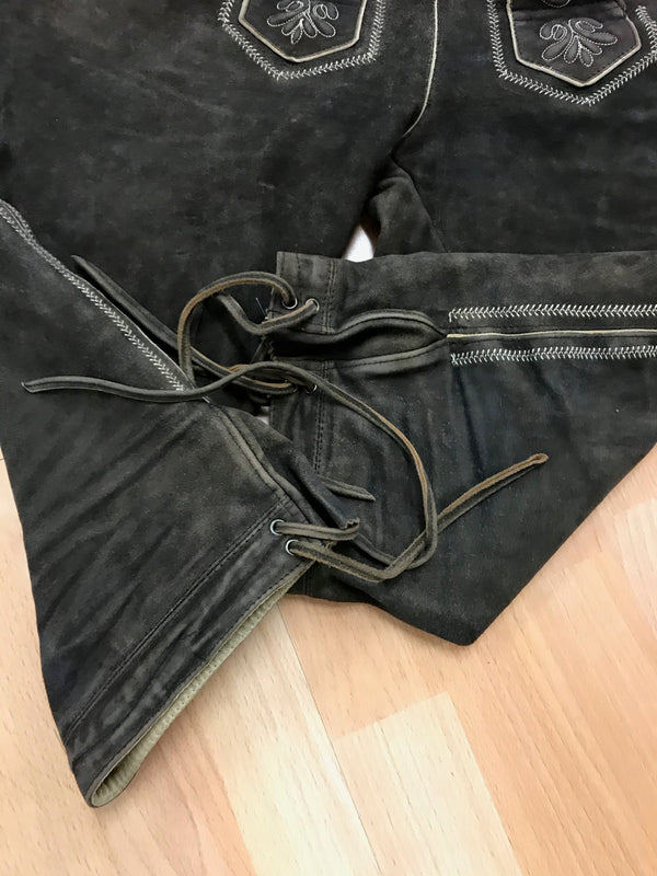 Kniebundlederhose von Lekra – Dunkelbraun | Bundweite 48 cm | Made in Germany