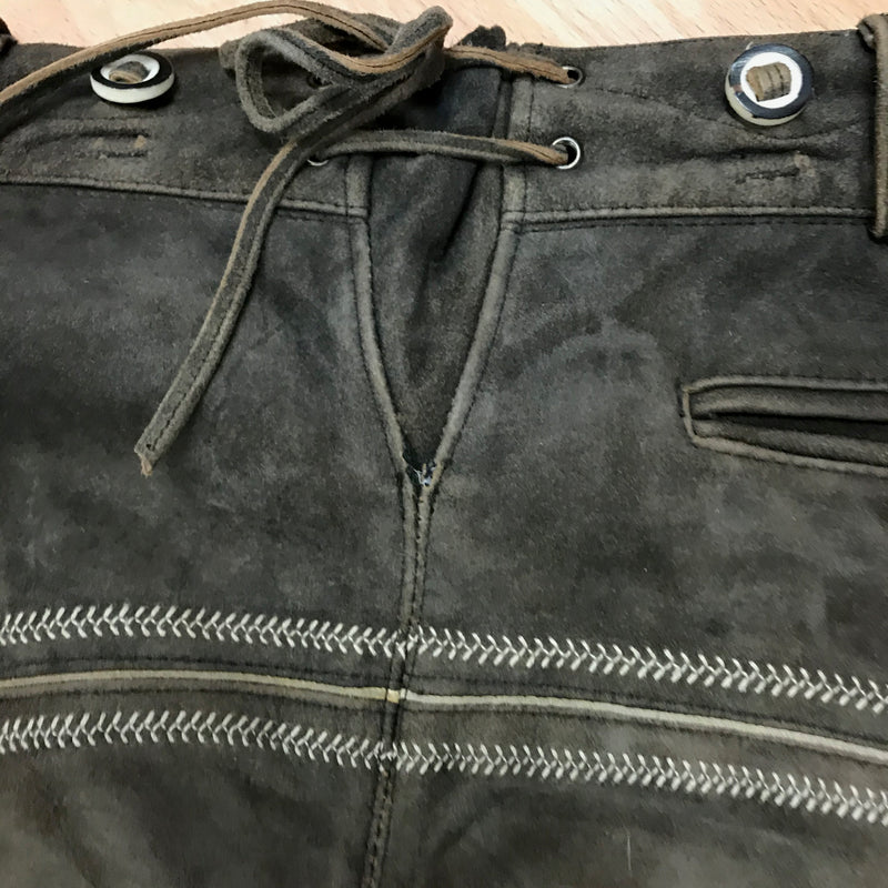 Kniebundlederhose von Lekra – Dunkelbraun | Bundweite 48 cm | Made in Germany