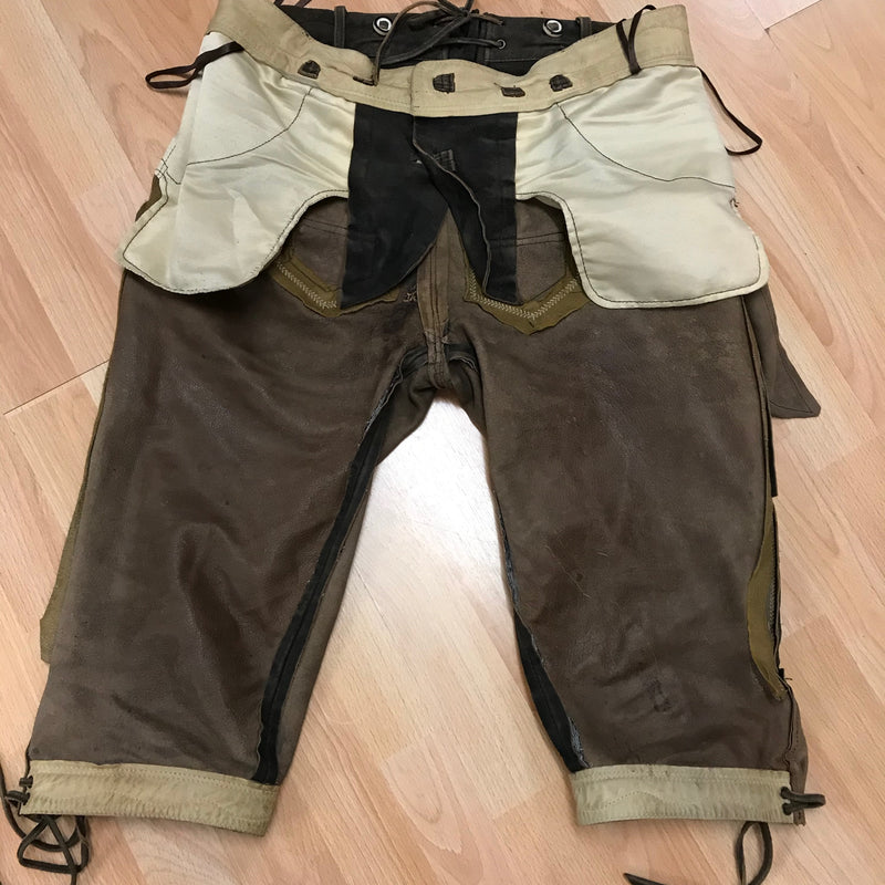 Kniebundlederhose von Lekra – Dunkelbraun | Bundweite 48 cm | Made in Germany