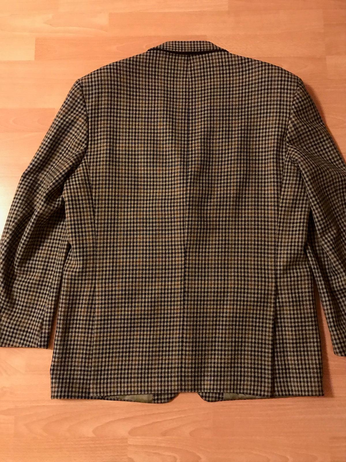 Veste en tweed à carreaux taille 54 