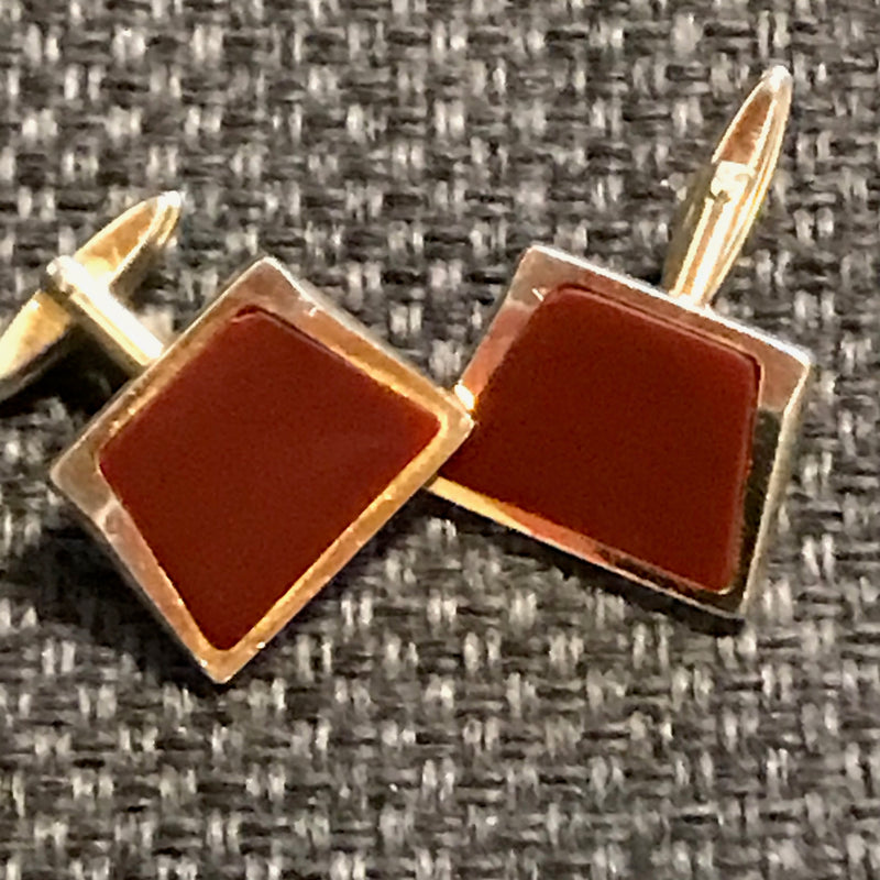 „Vintage Manschettenknöpfe in Gold mit rotem Stein“