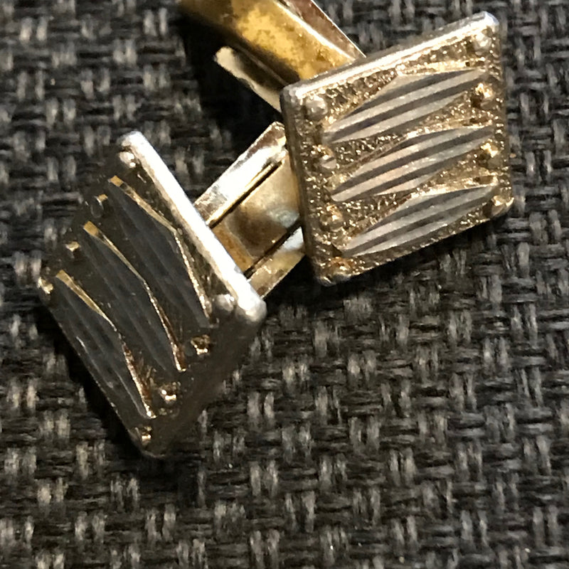 „Vintage Manschettenknöpfe in Gold und Silber mit quadratischer Form“