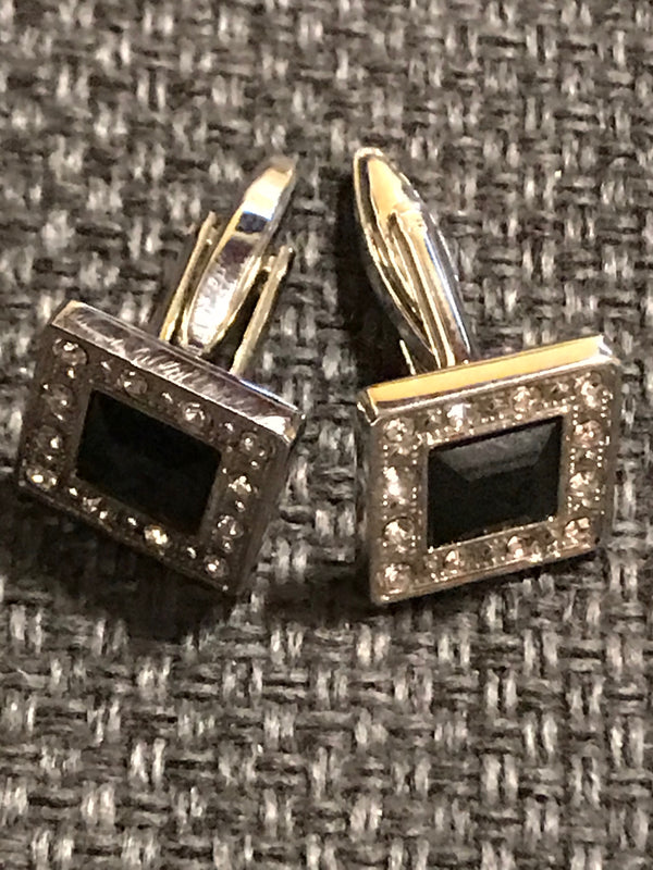 „Vintage Manschettenknöpfe in Silber mit schwarzem Stein“