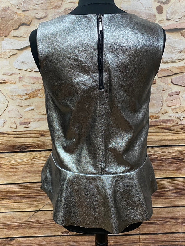 „Rückansicht Vintage Top silber mit Reißverschluss“