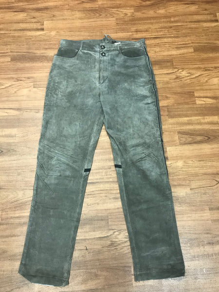 „Vintage Trachtenlederhose Herren grün JCC Größe 54 Echtleder Vorderansicht“