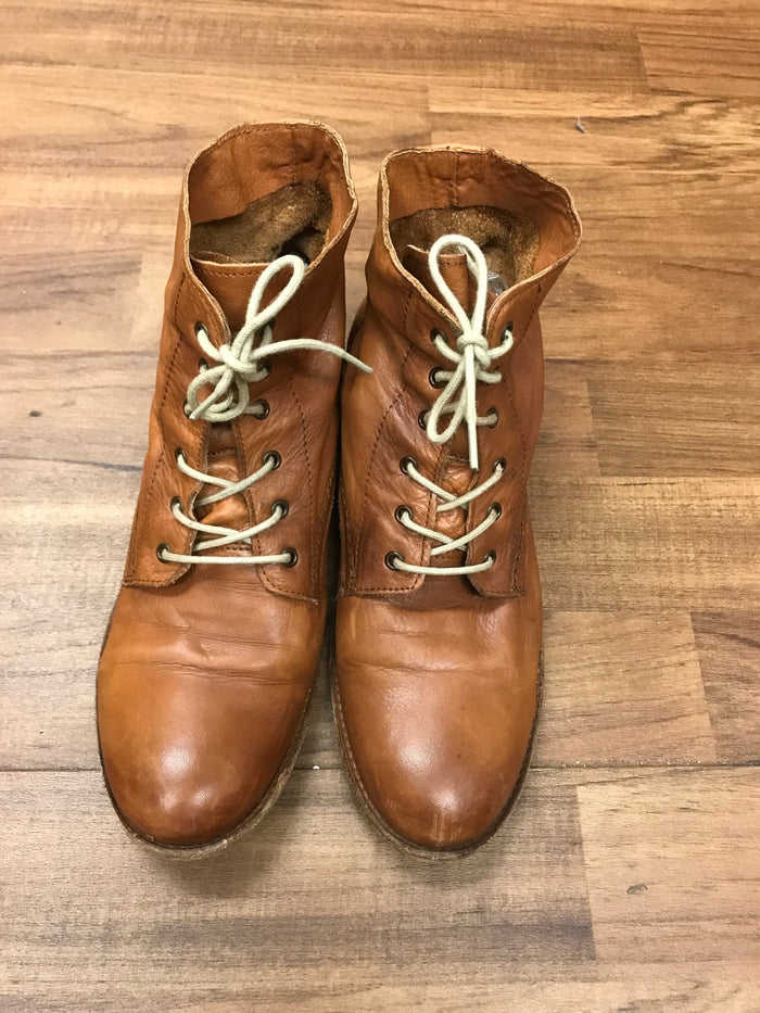 Bottines à lacets vintage de Mustang taille 39 