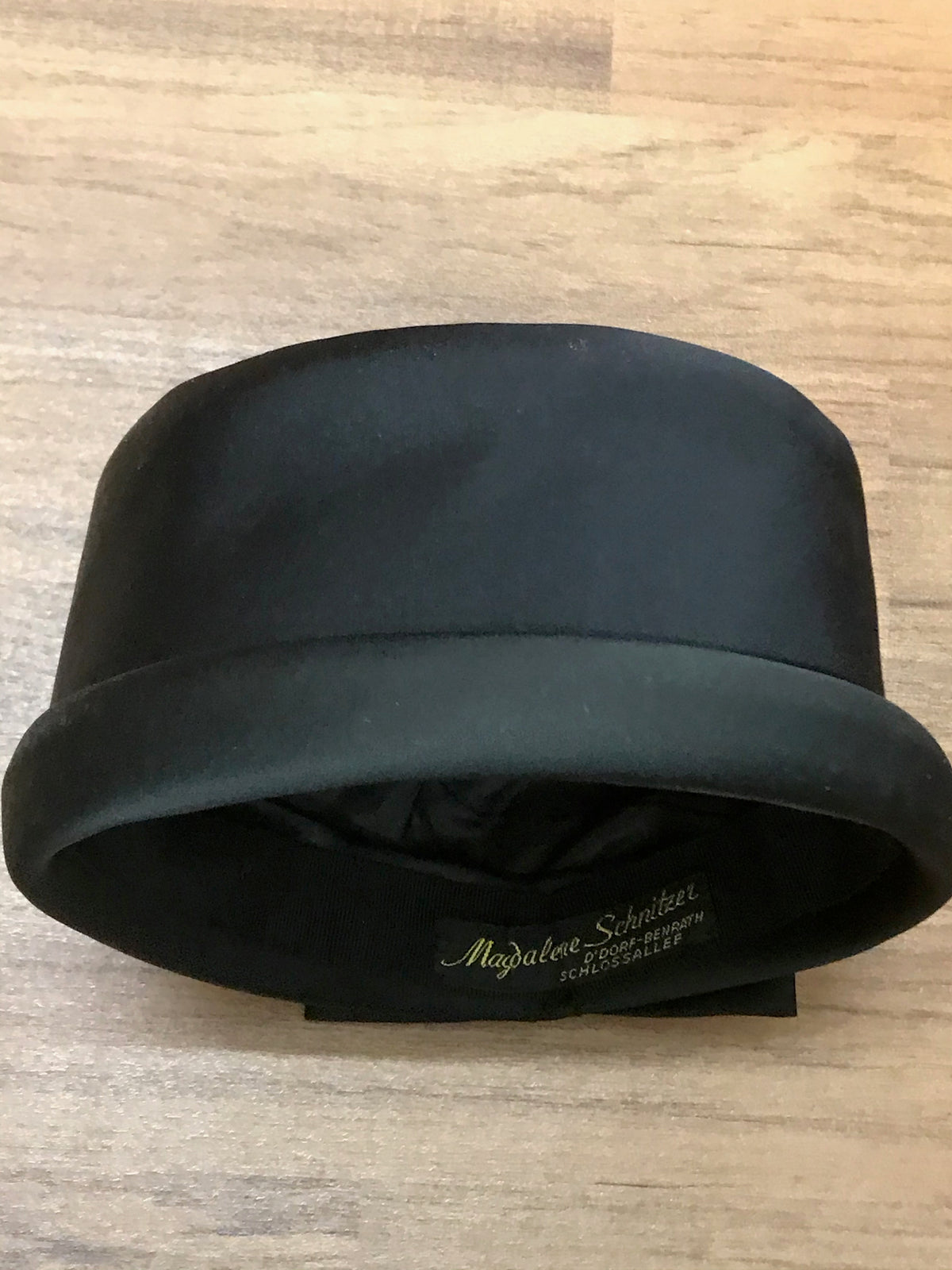 Véritable chapeau de pilulier vintage unique noir, taille unique 